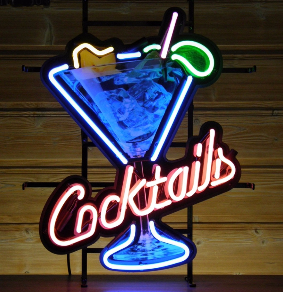 Cocktails Glas Neon Met Achterplaat 50 x 64 cm