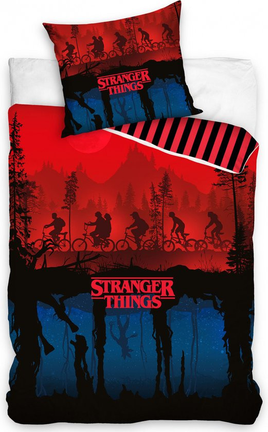 Stranger Things Dekbedovertrek Blauw/rood 140 x 200 cm 65 x 65 cm