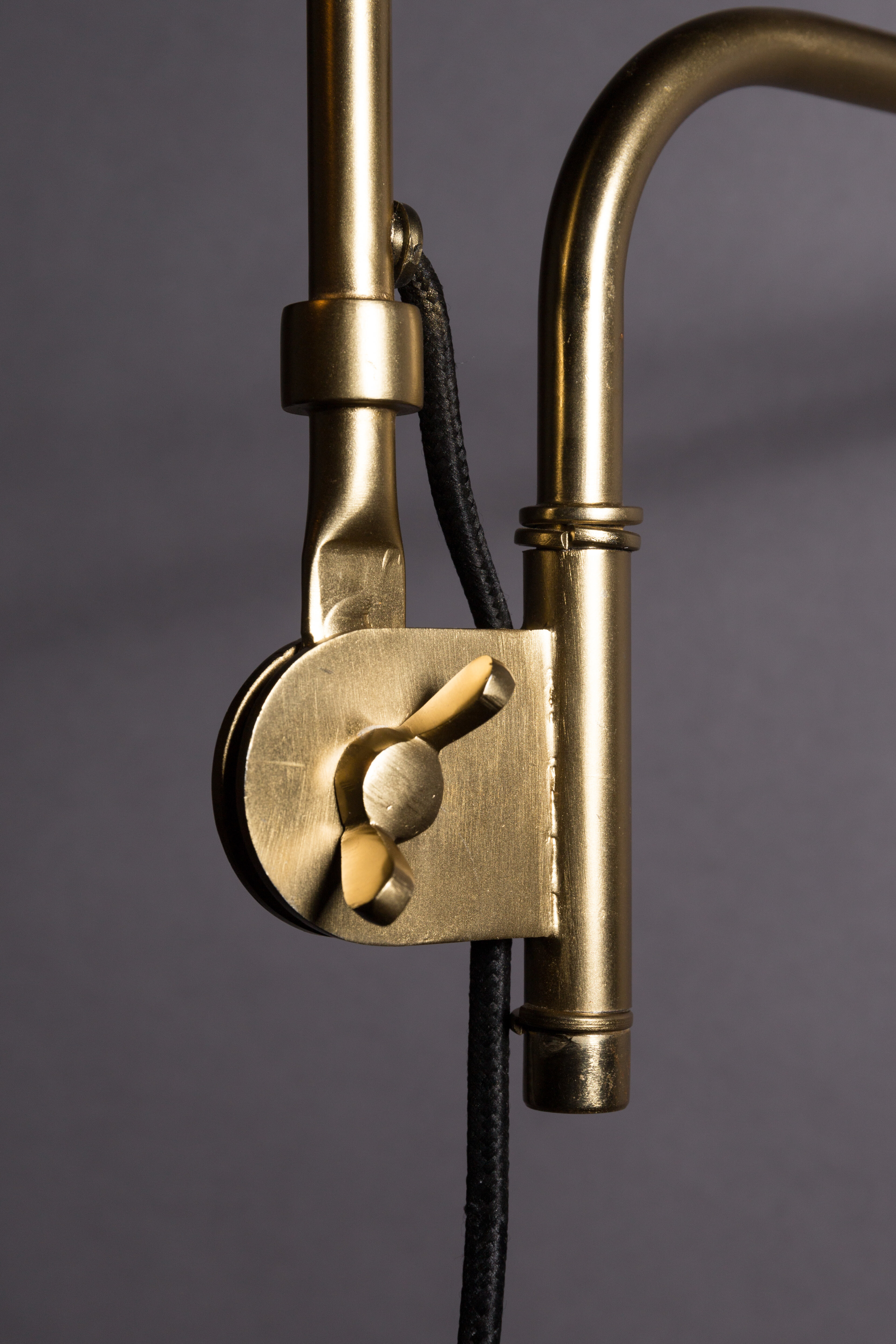 Dutchbone Wandlamp 'Devi' 49cm, kleur Zwart