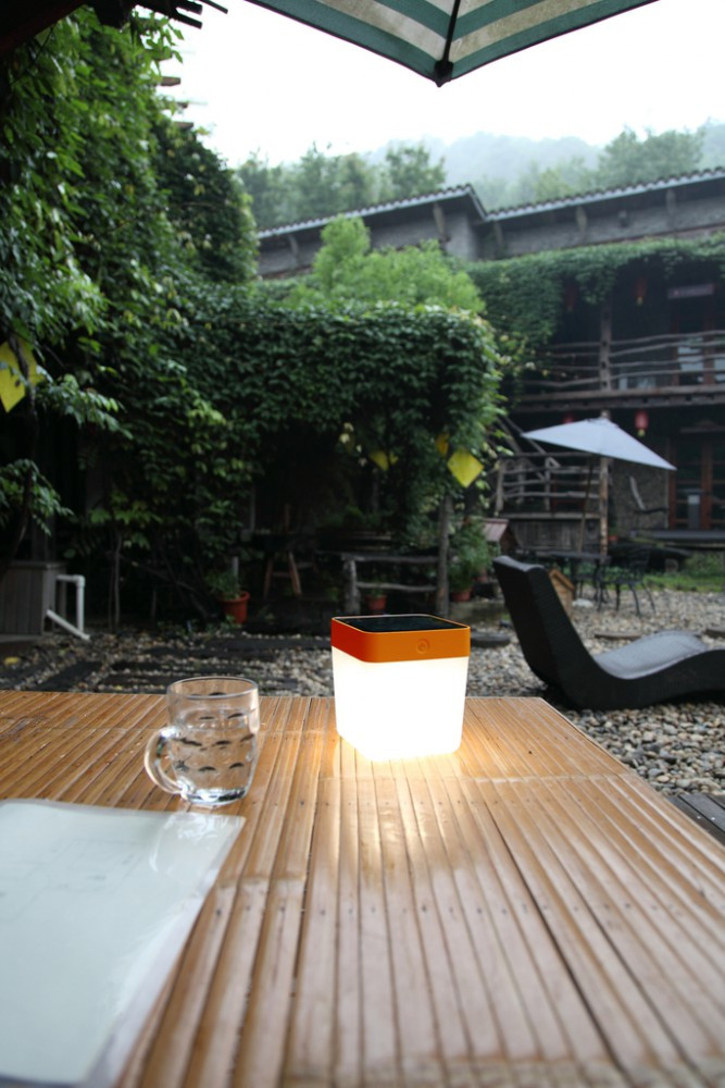 Lutec Table Cube LED-Solarlamp (oranje)