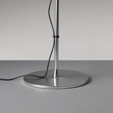 Artemide -Vloersteun aluminium - verplicht om de lamp samen te stellen