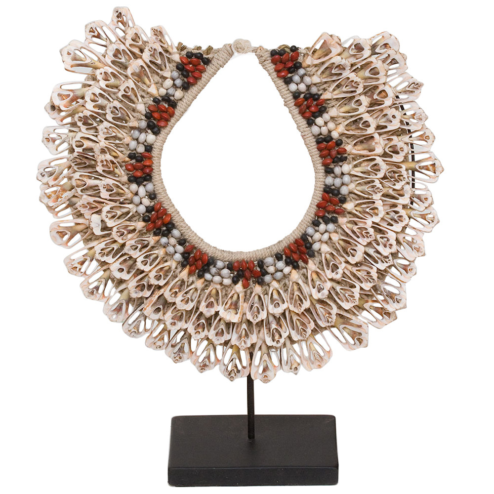 Этническое ожерелье из ракушек на подставке Ethnic Necklace Lacy Shells Beige