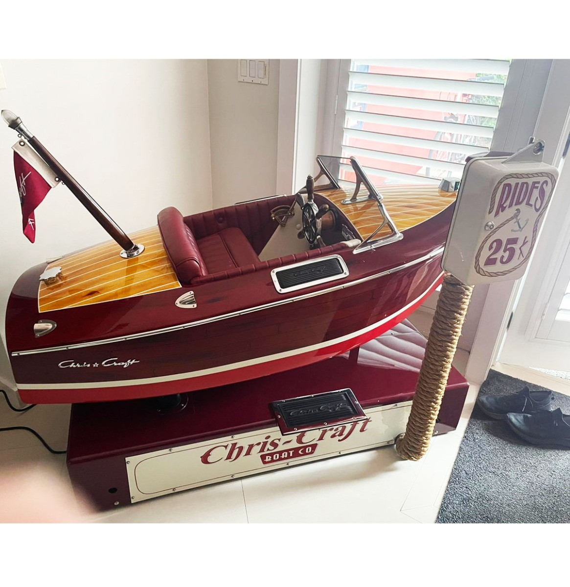 Grade A Gerestaureerde Chris Craft Kiddie Boat Ride 1950