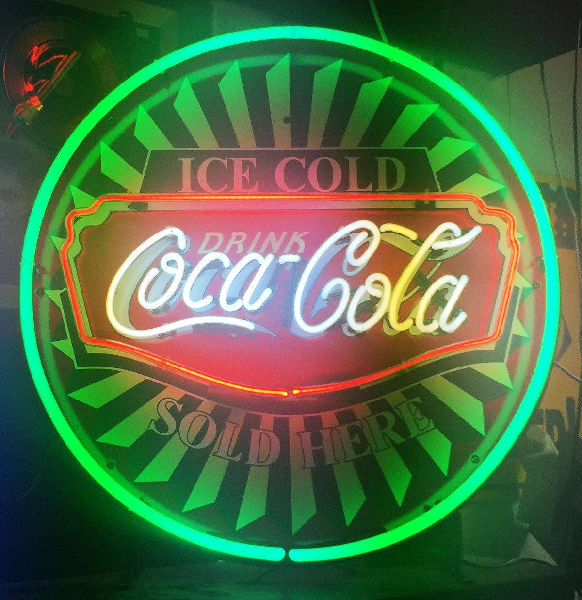 Coca-Cola Sold Here Neon Met Achterplaat 60 x 60 cm
