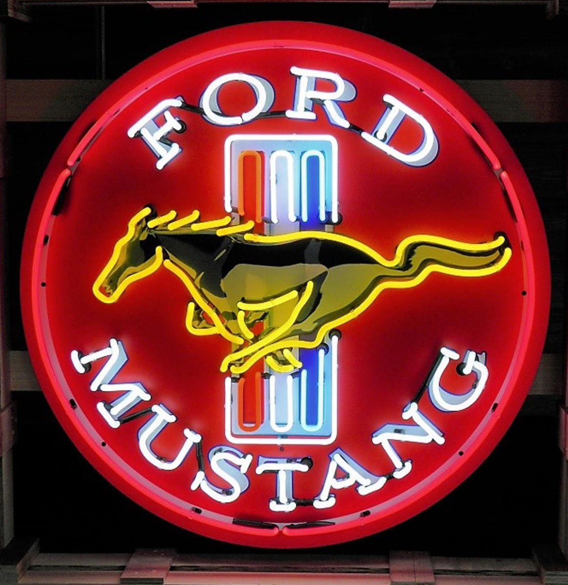 Ford Mustang Logo Neon Verlichting XL 100 x 100 cm