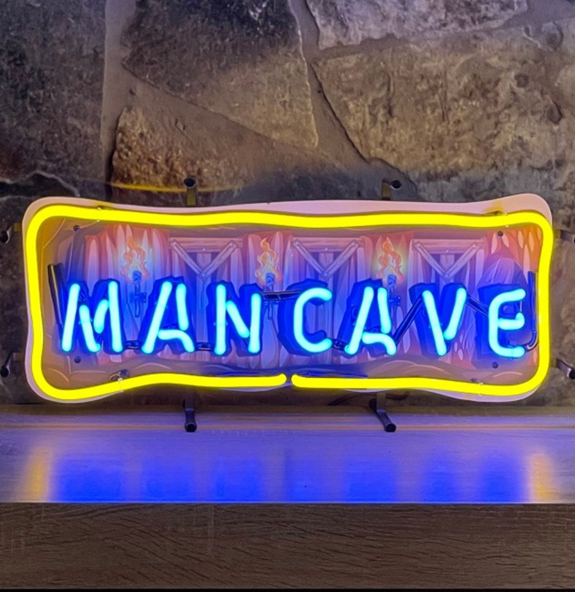 Mancave Blauw Geel Neon Verlichting Met Achterplaat - 60 x 27 cm
