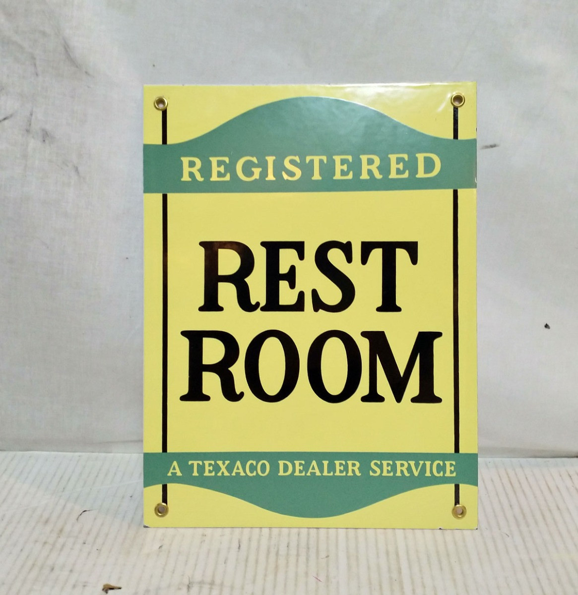 Registered Rest Room A texaco Dealer Service Emaille Bord