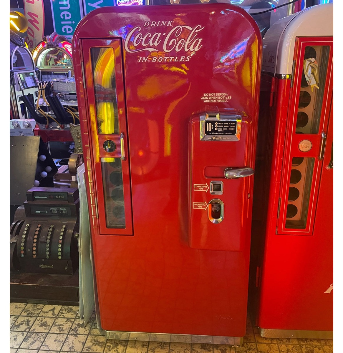 Coca-Cola Vendo 81A Origineel Werkende Flesjes Machine