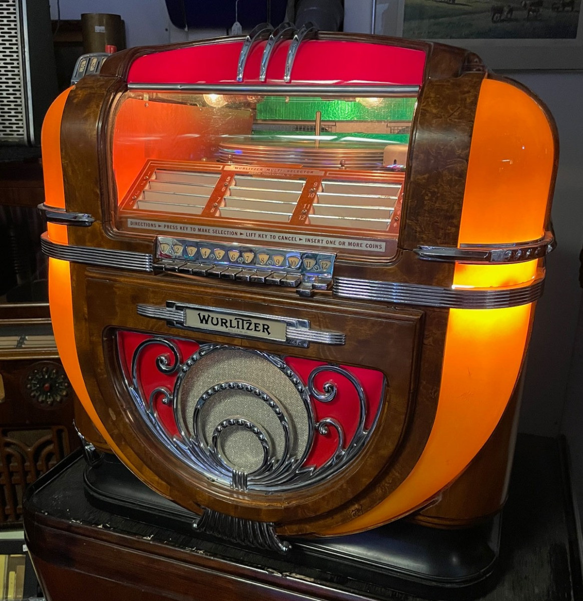 Wurlitzer 71 Countertop Jukebox 1940 - 1941 - 12 Select - Gerestaureerd