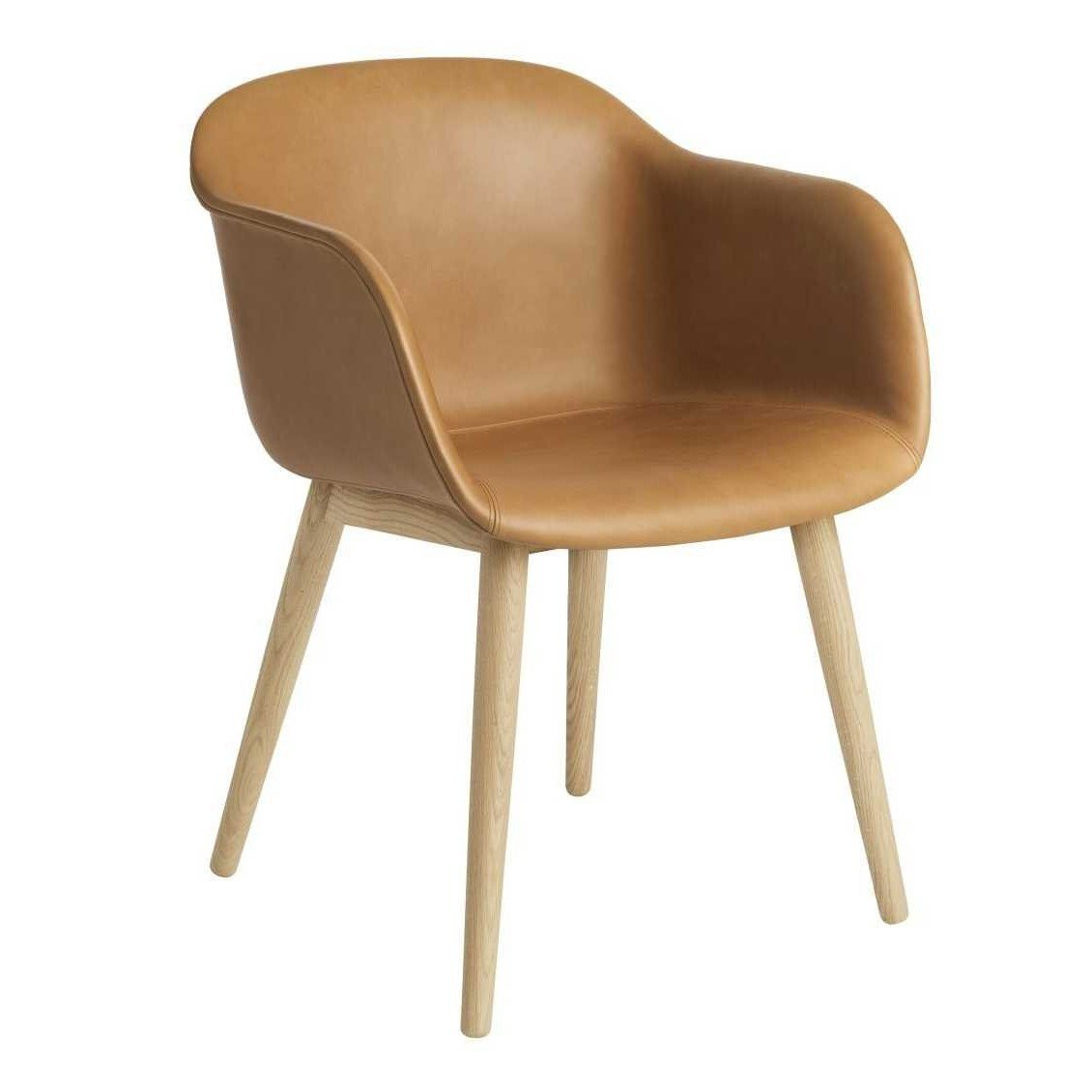 Muuto Fiber Chair Houten Poot Cognac Silk Leather