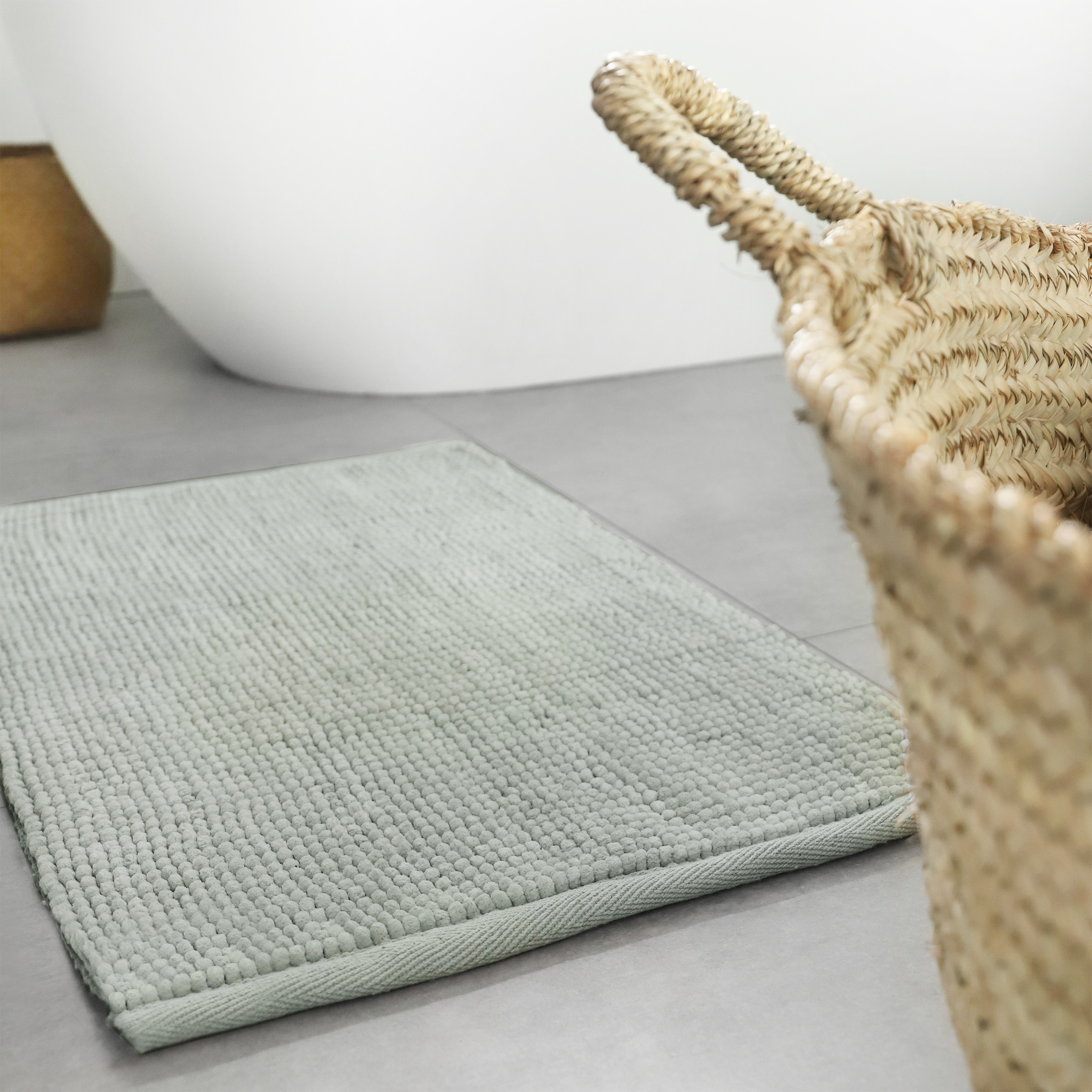 Differnz Candore badmat geschikt voor vloerverwarming 100% microfiber 50 x 80 cm licht groen