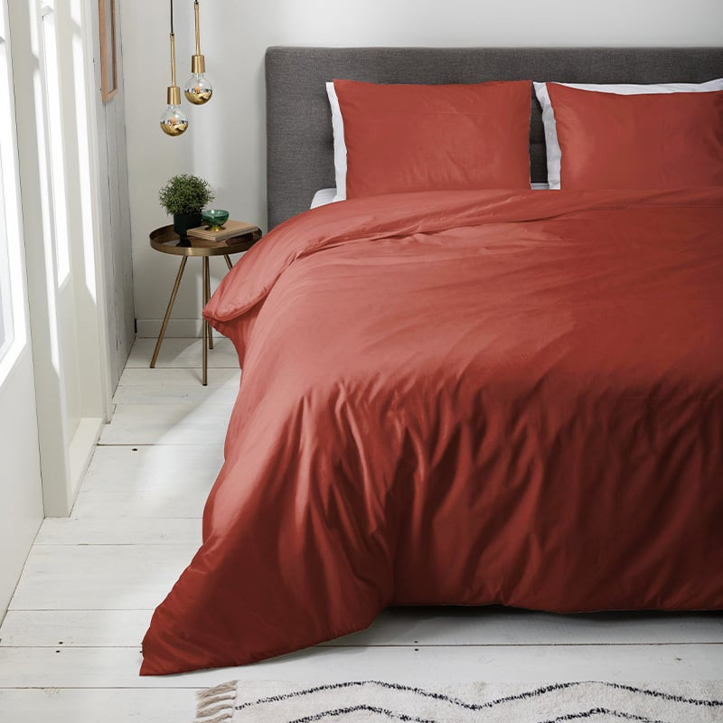 Dekbedovertrek Luna Uni - Tweepersoons (200x220 cm) - Rood Microvezel - Dessin: Effen - Luna Bedding - Dekbed-Discounter.nl