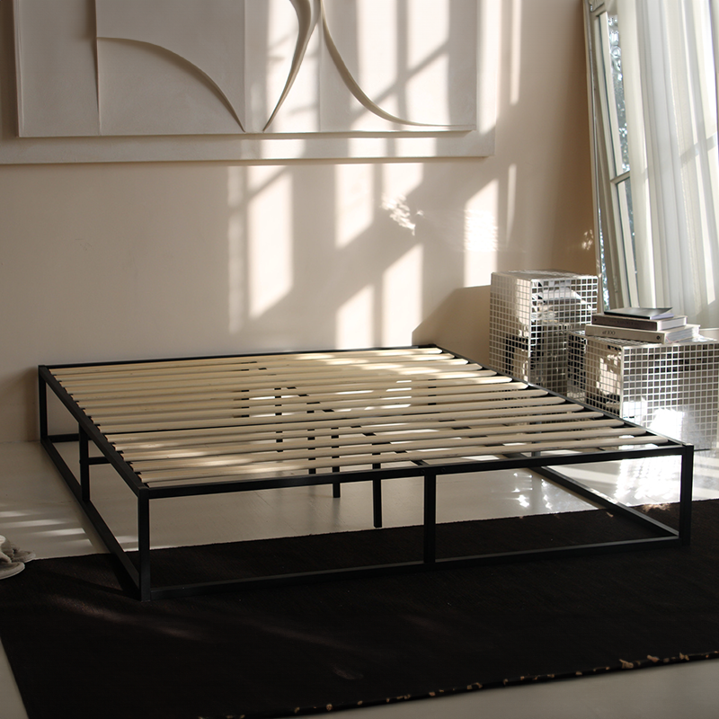 2-Persoons Luxe Metalen Bedframe - Zwart 180x200 cm - - Inclusief Topper - Dekbed-Discounter.nl