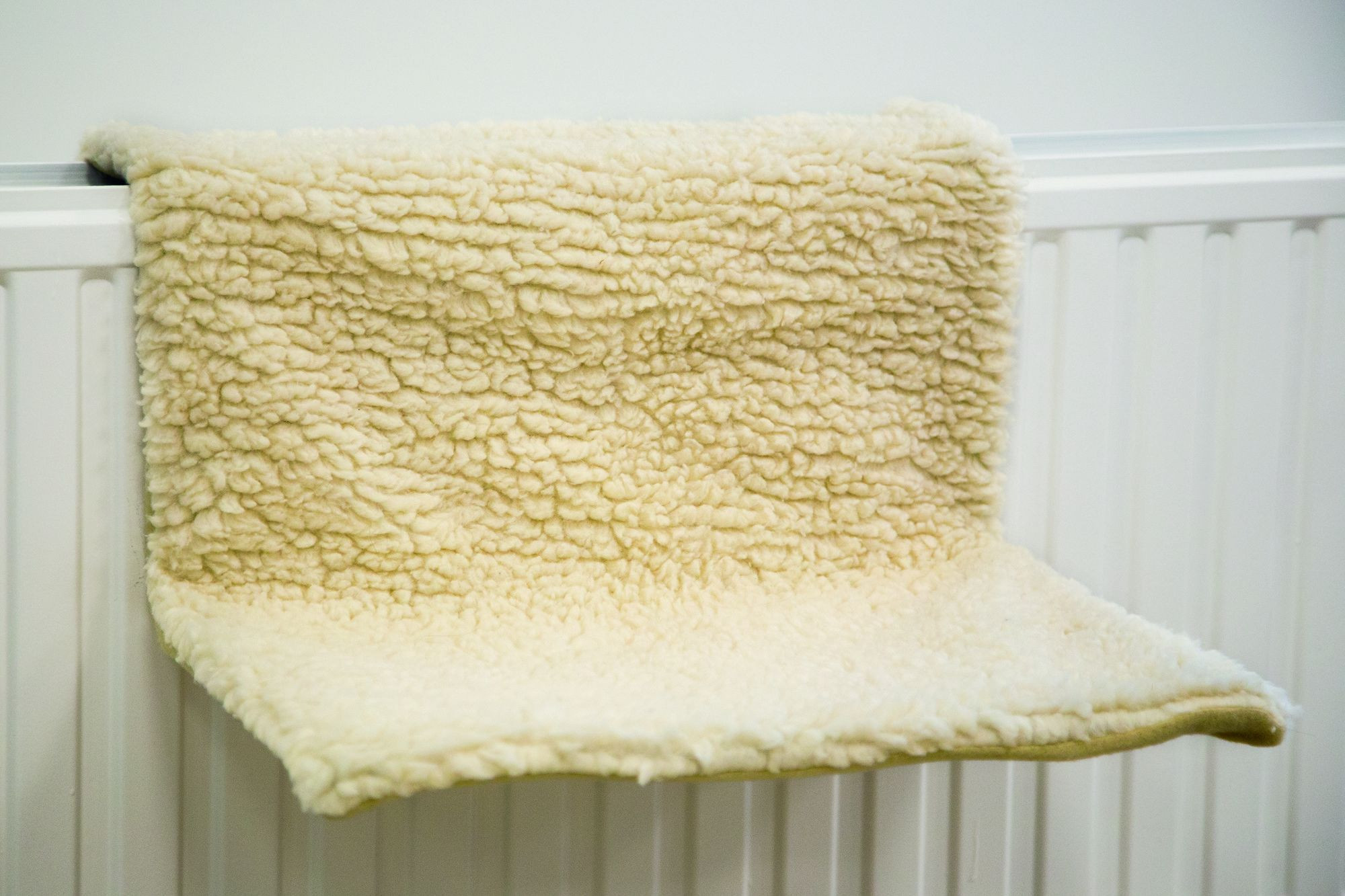 Beeztees Radiatorhangmat Verstelbaar Creme