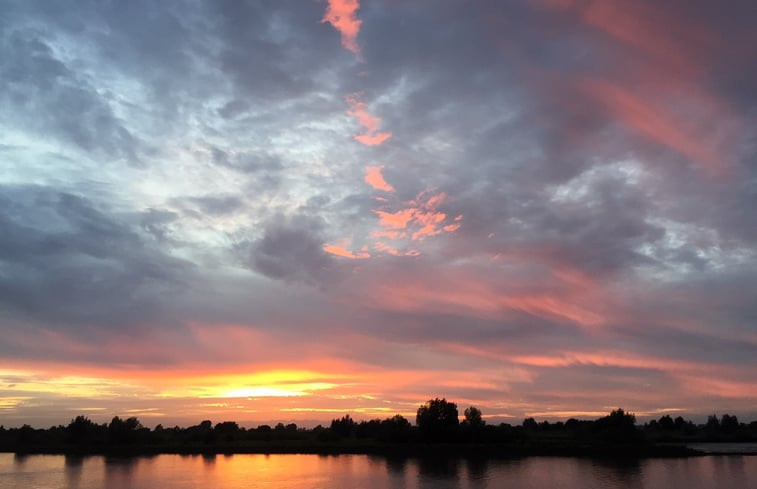 Natuurhuisje in Langerak