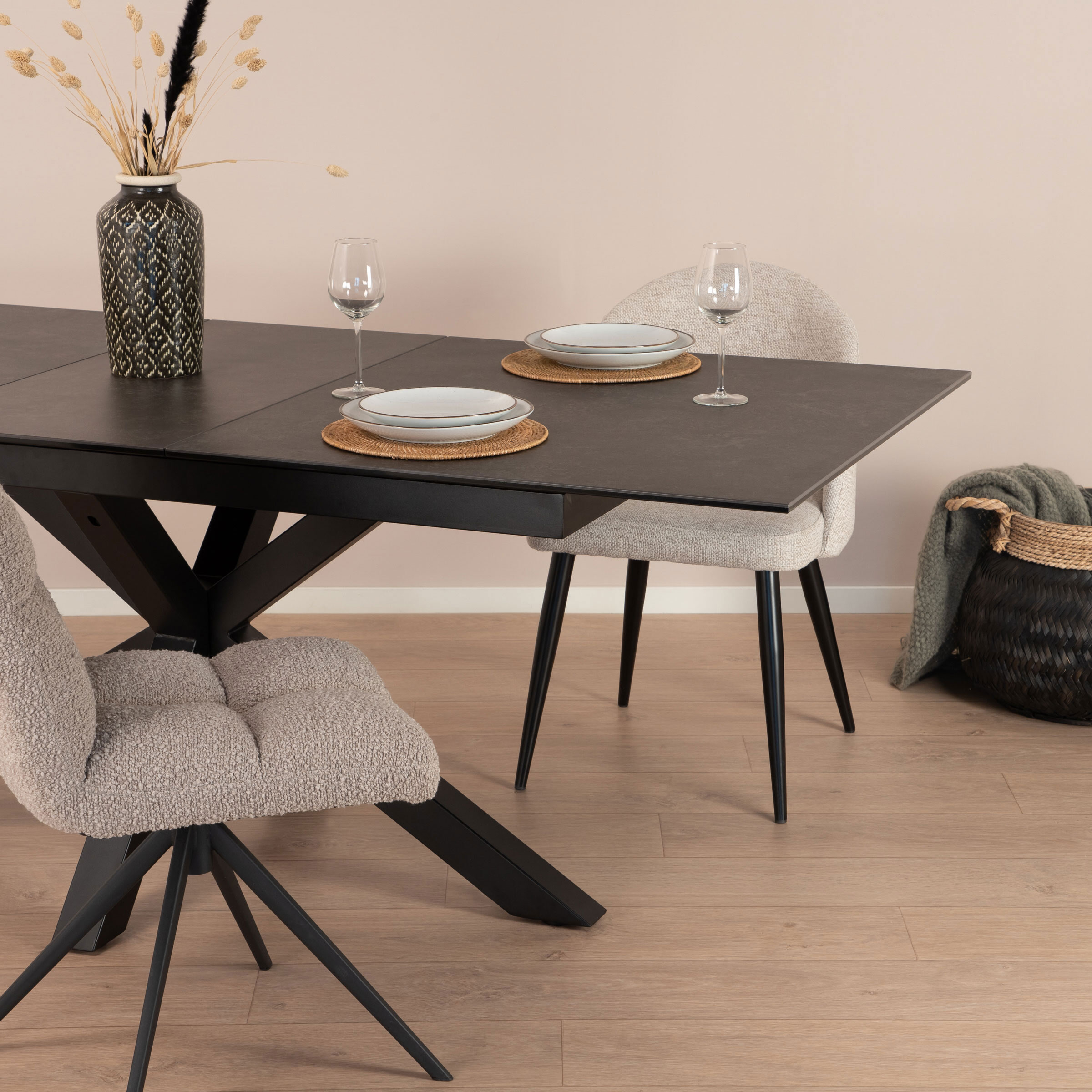 Sohome Uitschuifbare Eettafel Parker Keramiek, 168-210 x 90cm - zwart