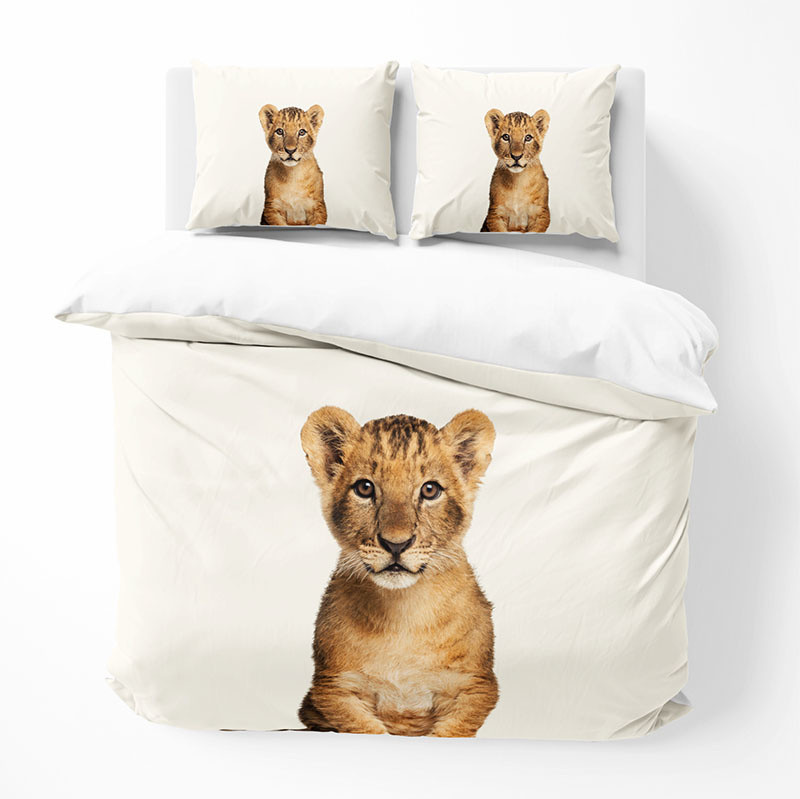 Dekbedovertrek Lion - Tweepersoons (200x200 cm) - Wit & Bruin Polyester-katoen - Dessin: Dieren - DLC - Dekbed-Discounter.nl