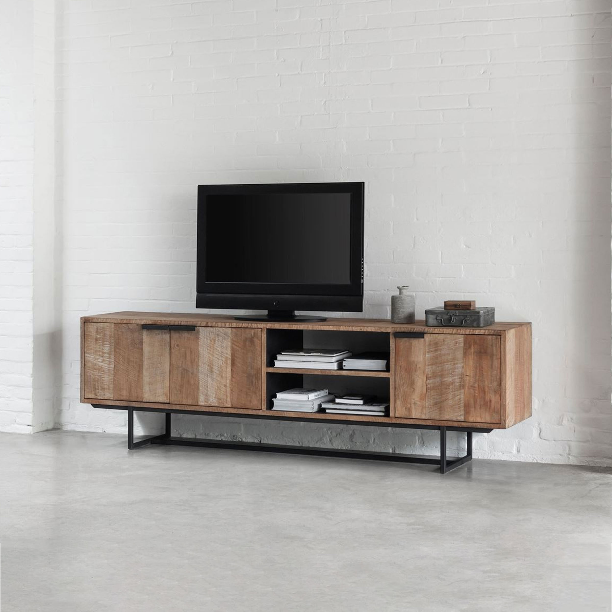 DTP Home TV-meubel Odeon Teakhout, 200cm - Bruin