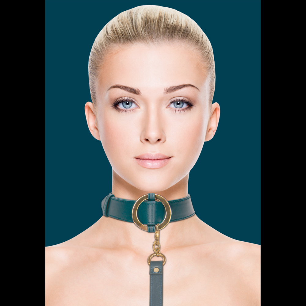 Ouch! by Shots Luxurious Collar with Leash