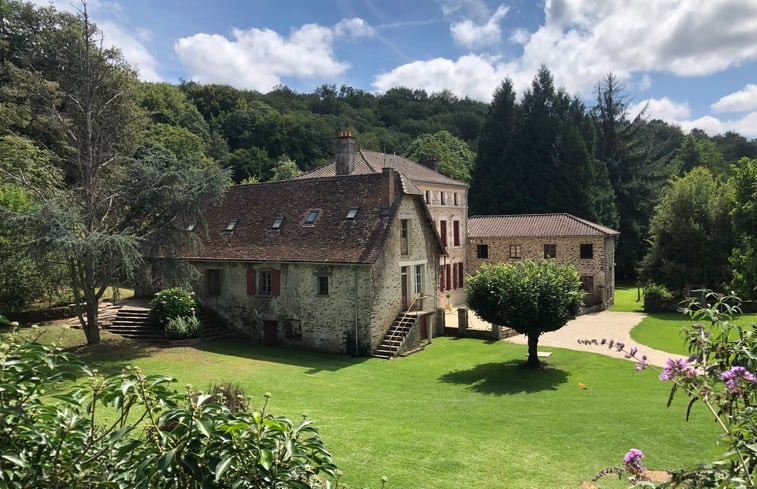 Natuurhuisje in Saint Priest Les Fougères