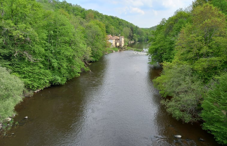 Natuurhuisje in Lathus-Saint Rémy