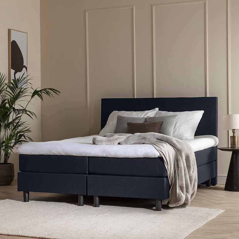 1-Persoons Boxspring Julia Comfort - Zwart 90x220 cm - Pocketvering - Inclusief Topper - Dekbed-Discounter.nl