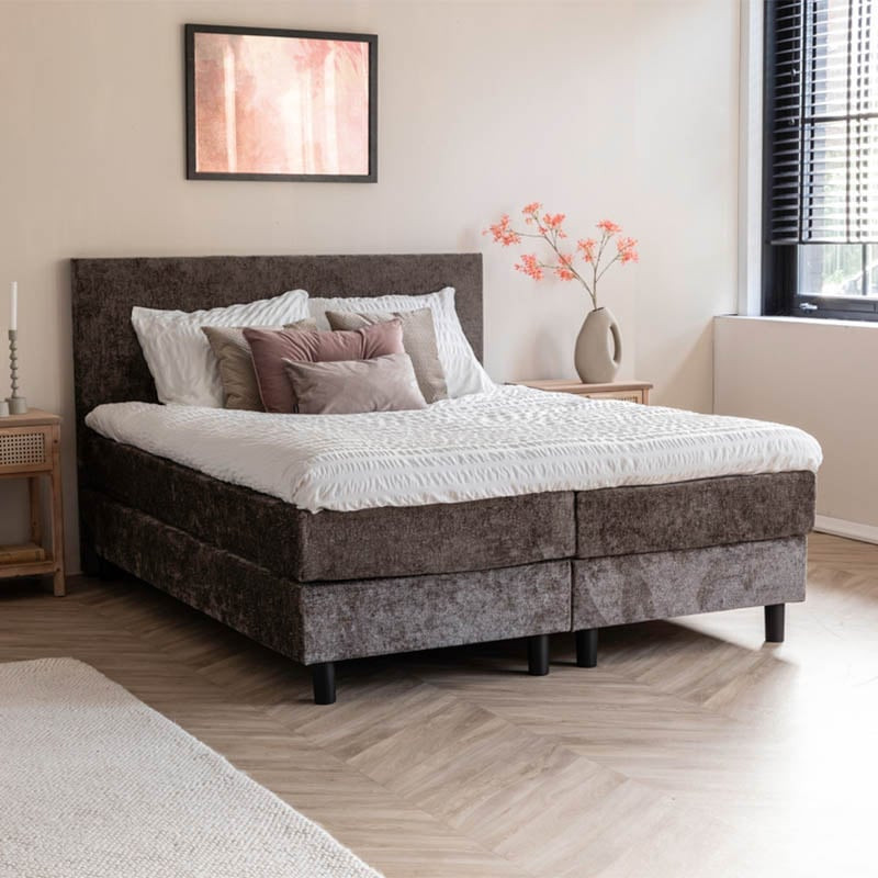 2-Persoons Boxspring Julia Animal Fur - 180 x 200 cm - Taupe 180x200 cm - Pocketvering - Inclusief Topper - Dekbed-Discounter.nl