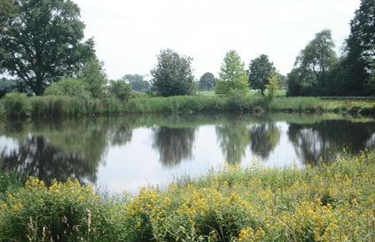 Natuurhuisje in Laren gld.