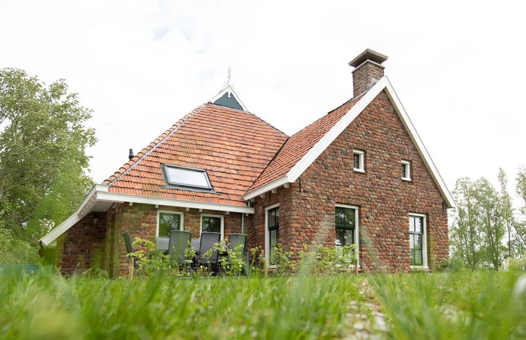 Natuurhuisje in Engwierum