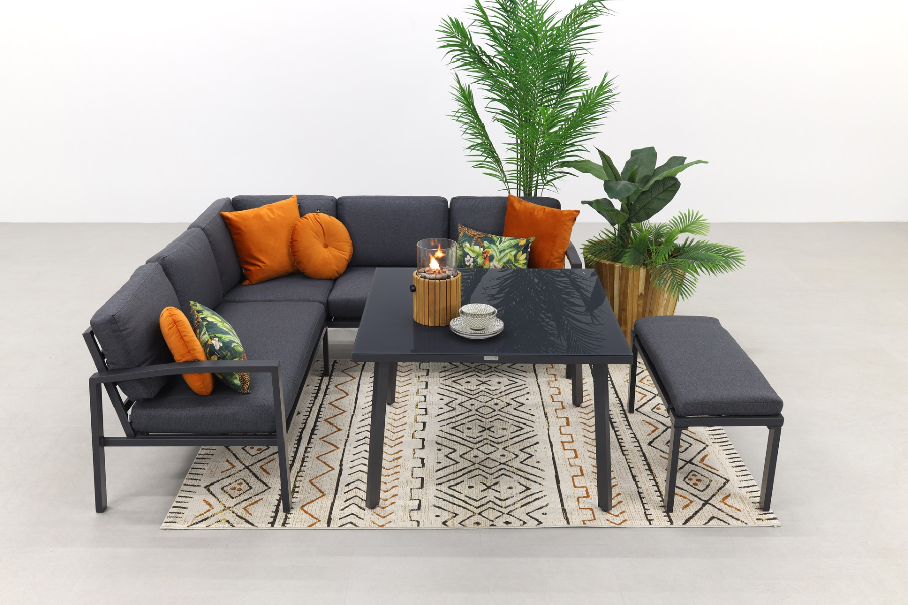 Wellington lounge dining set - Carbon black